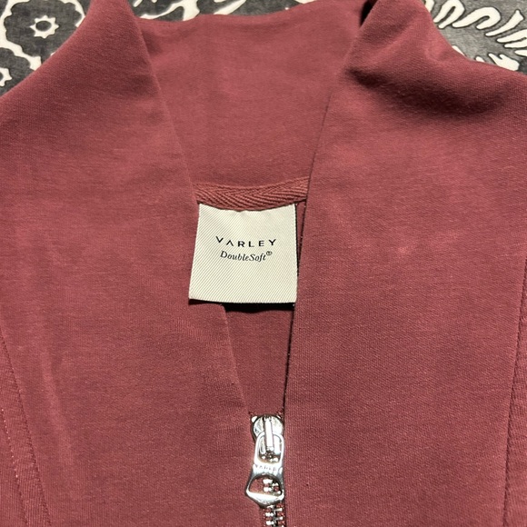 Varley Mauve Sweatshirt - Picture 3 of 4
